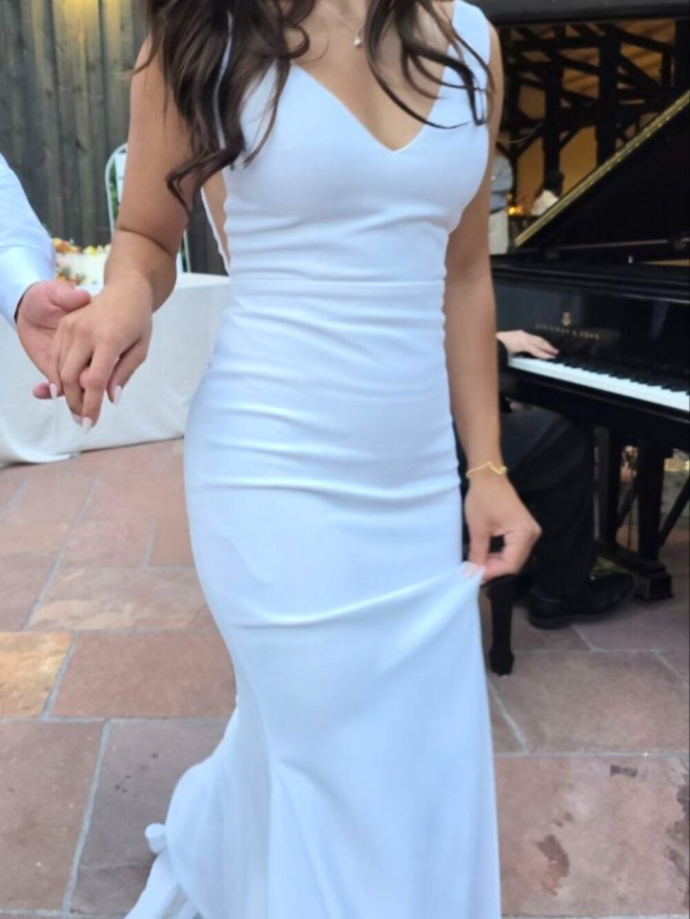 Alyssa Kristin White Fitted Gown with French Bustle Size 4